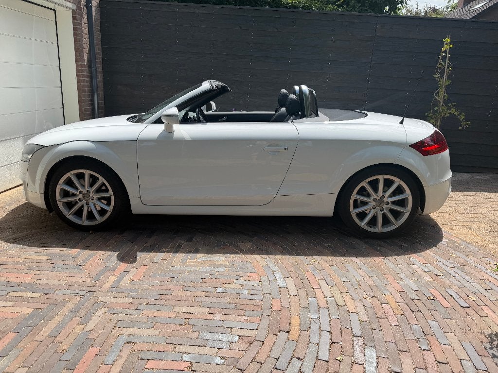 Audi TT 1.8 Roadster 118KW 2010 Wit, Auto's, Voorwielaandrijving, Zwart, 4 cilinders, Cabriolet