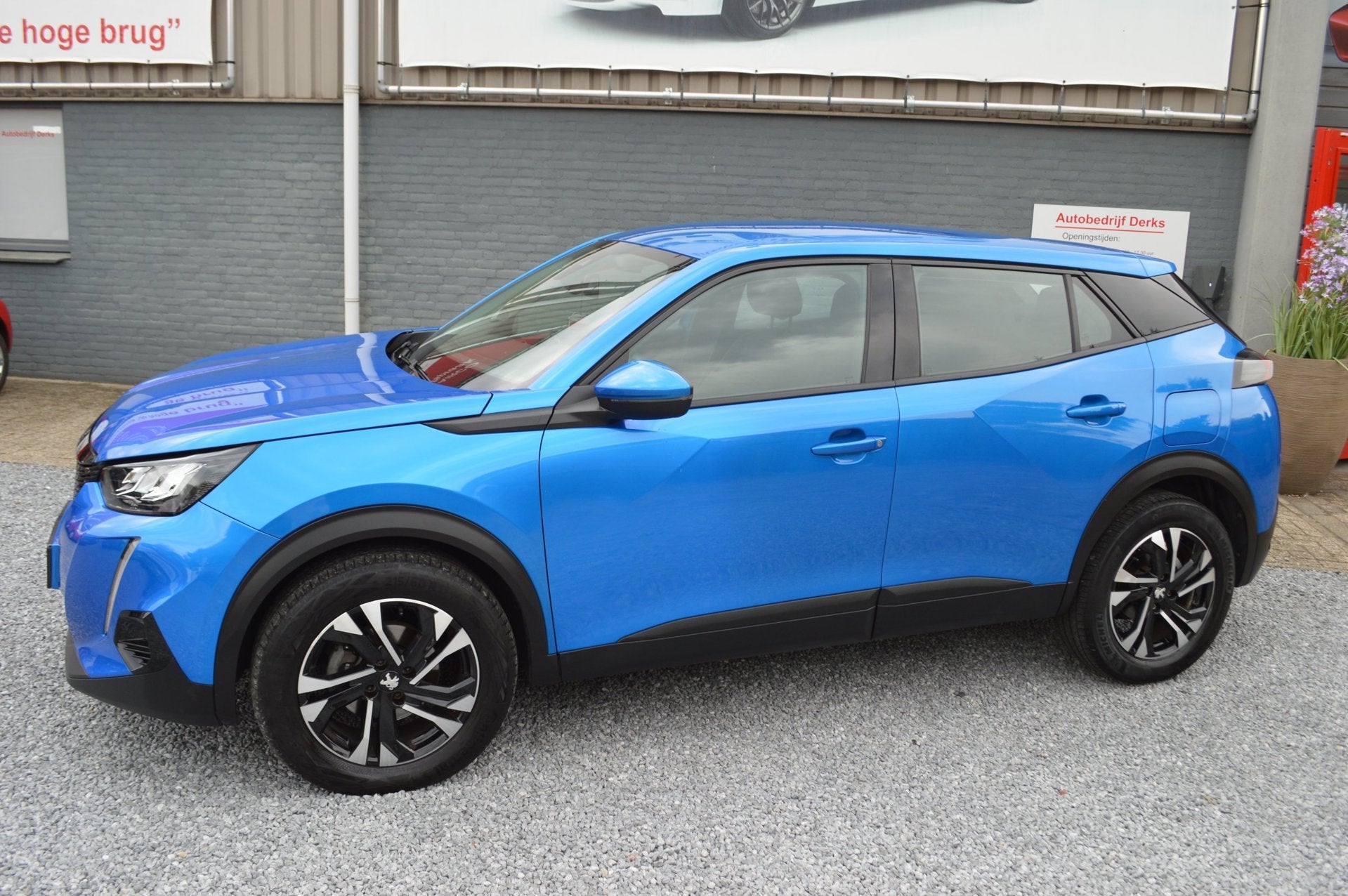 Peugeot 2008 1.2 PureTech Airco | Navi | 34.000 KM | Nieuwst, Gebruikt, 1199 cc, Blauw, Origineel Nederlands