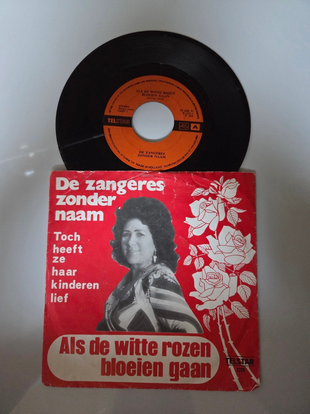 Zangeres zonder naam - Als de witte rozen bloeien gaan, Ophalen of Verzenden, Gebruikt, 7 inch, Nederlandstalig
