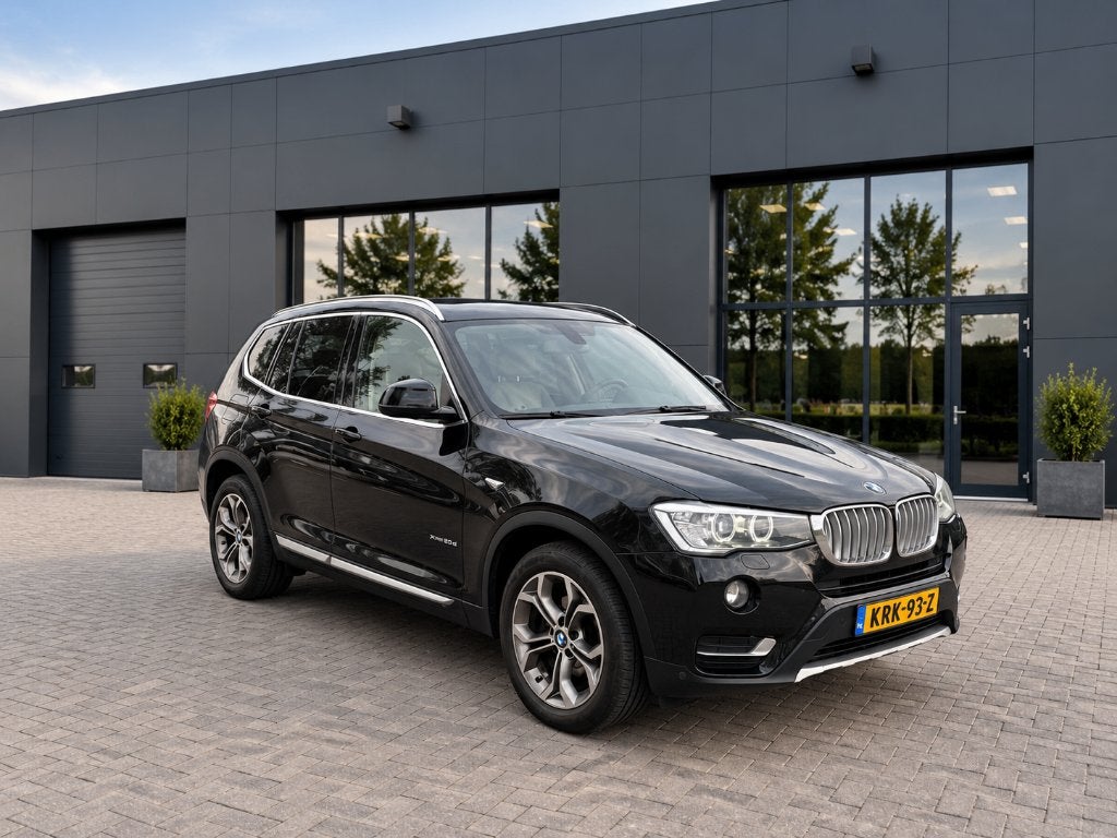 BMW X3 xDrive20d Centennial High Executive XLine 2016 Zwart, Auto's, Automaat, Dealer onderhouden, 1995 cc, Met garantie (alle)