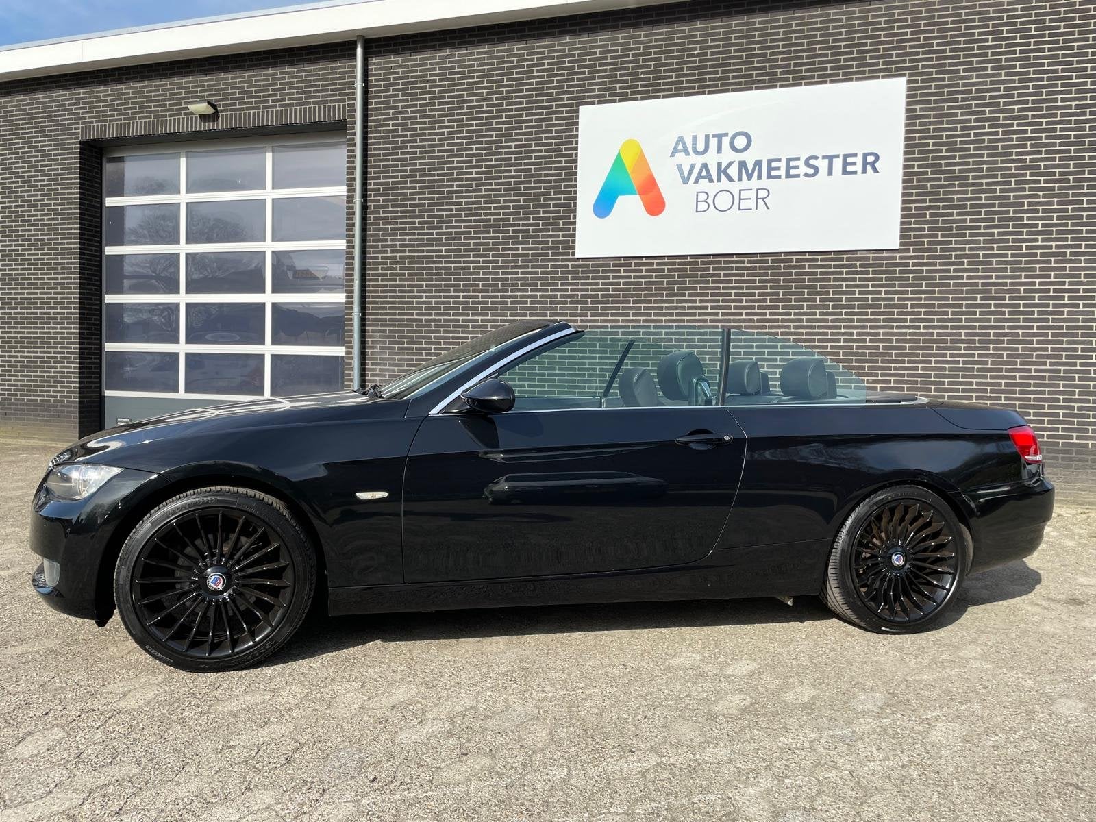 BMW 3-Serie (e90) Cabrio 320i Executive, Auto's, 12 maanden, Zwart, 4 cilinders, 4 stoelen
