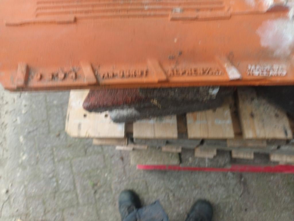 Pannen gevraagd, Doe-het-zelf en Verbouw, Dakpannen en Dakbedekking, Steen of Klei, Ophalen of Verzenden, 15 m² of meer, Dakpannen