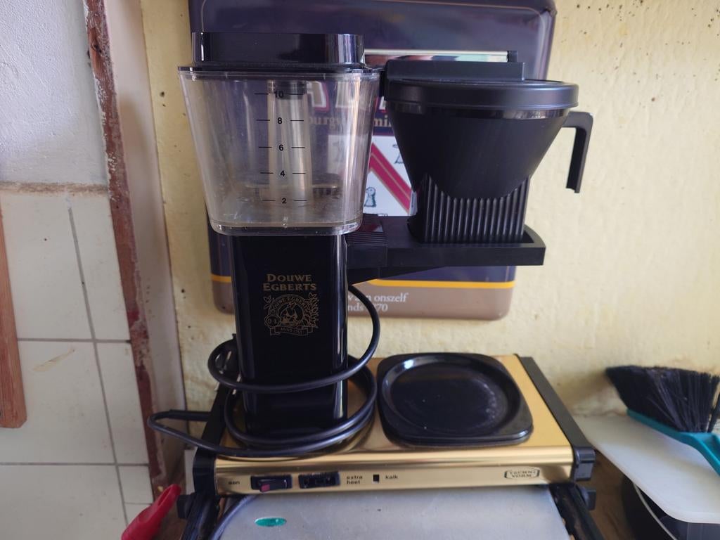 Onderdelen / Donor | Douwe Egberts Moccamaster Technivorm, Gebruikt, 10 kopjes of meer, Koffiemachine, Gemalen koffie