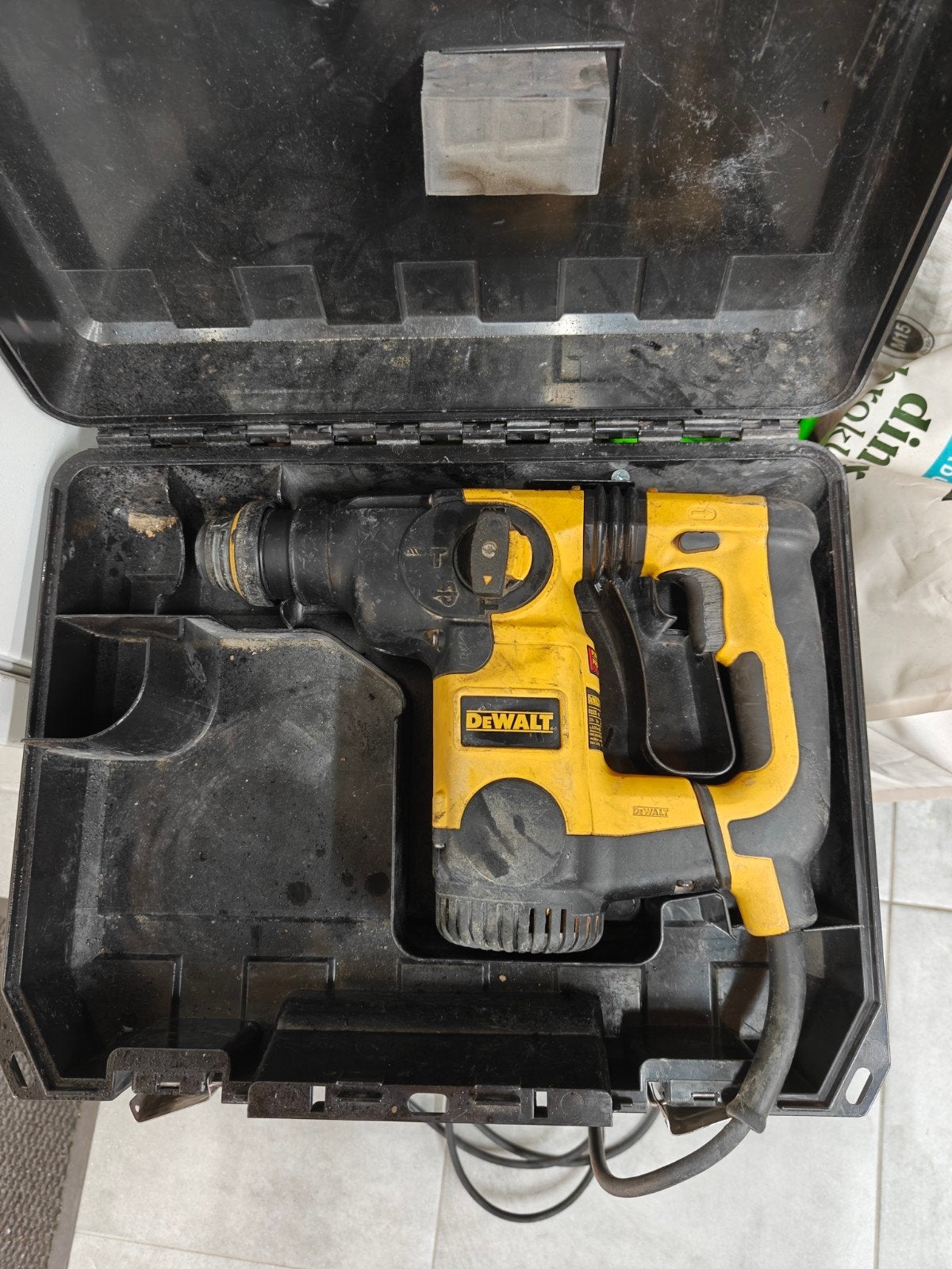 DeWalt combi hamer boormachine, Ophalen of Verzenden, Gebruikt, Boor- en/of Breekhamer