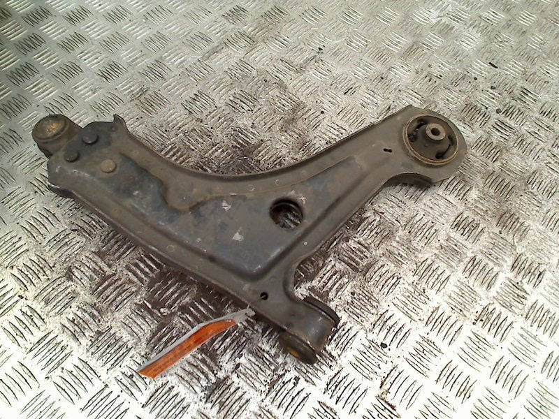 Draagarm Links Voor Daewoo / Chevrolet Tacuma 2002, Gebruikt, Daewoo, General Motors Germany GmbH, Chevrolet.europe@gm.com
