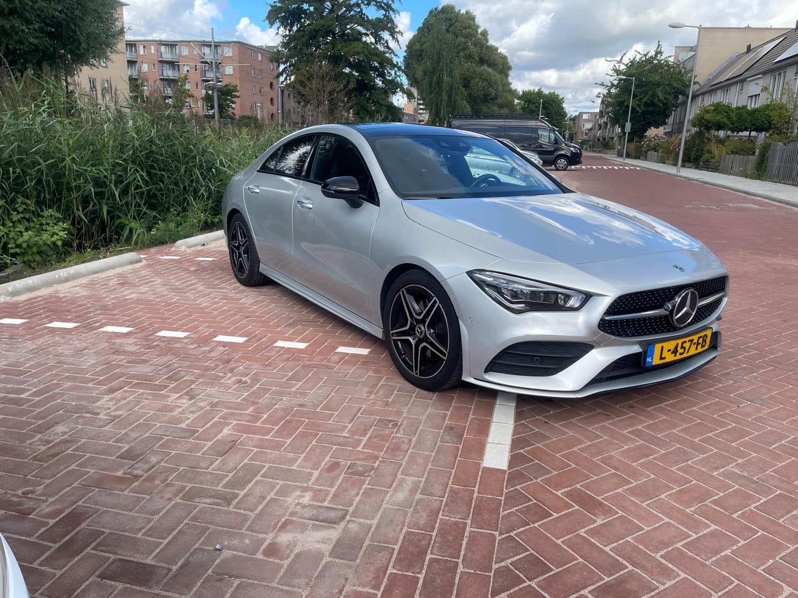 Mercedes-Benz CLA 200 163pk 7G-DCT 2021 Grijs, Auto's, CLA, 164 pk, Zwart, 4 cilinders