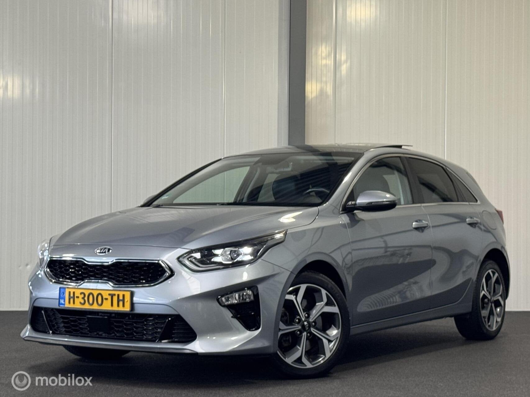 Kia Ceed 1.6 CRDi MHEV GT-Line Ed. [ NAP pano leder camera ], Auto's, 1345 kg, 136 pk, Euro 6, 4 cilinders