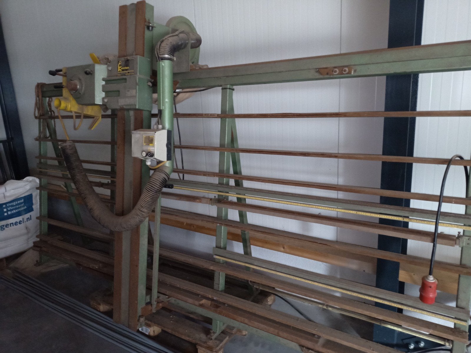 Harwi Holland Platenzaagmachine - Bouwjaar 1981, Ophalen