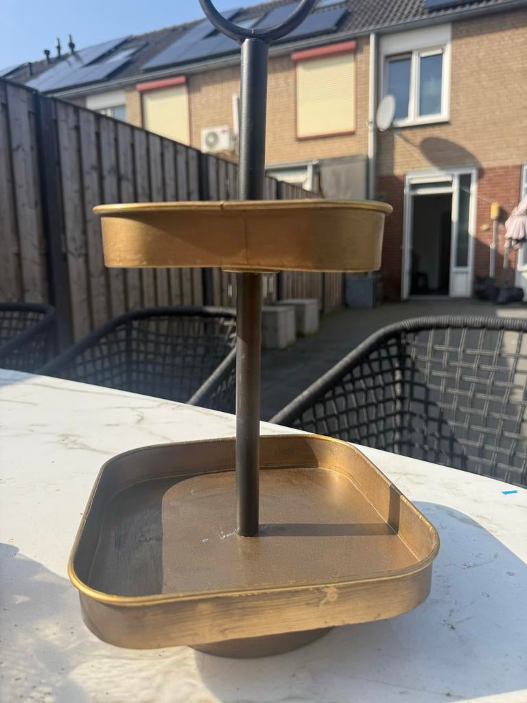 Gouden schaaltje - Zo goed als nieuw, Huis en Inrichting, Woonaccessoires | Schalen en Manden, Zo goed als nieuw, Schaal, Vierkant