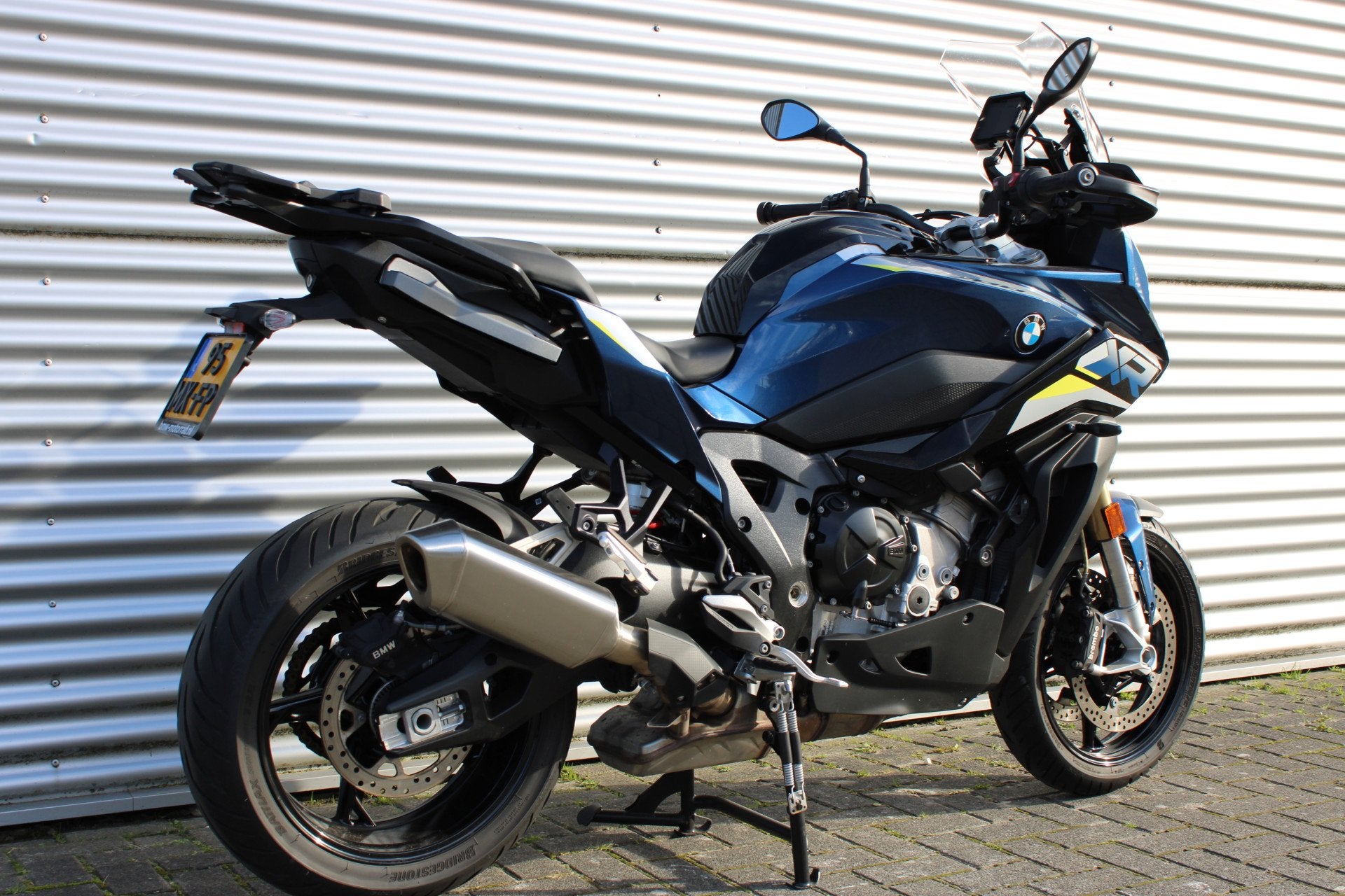 BMW S 1000 XR | Service Inclusive | BTW motor | Full Option, Verkoop.motorrad@oostland-enschede.nl, Handvatverwarming, Spaansland 10
7543BG  ENSCHEDE, NL