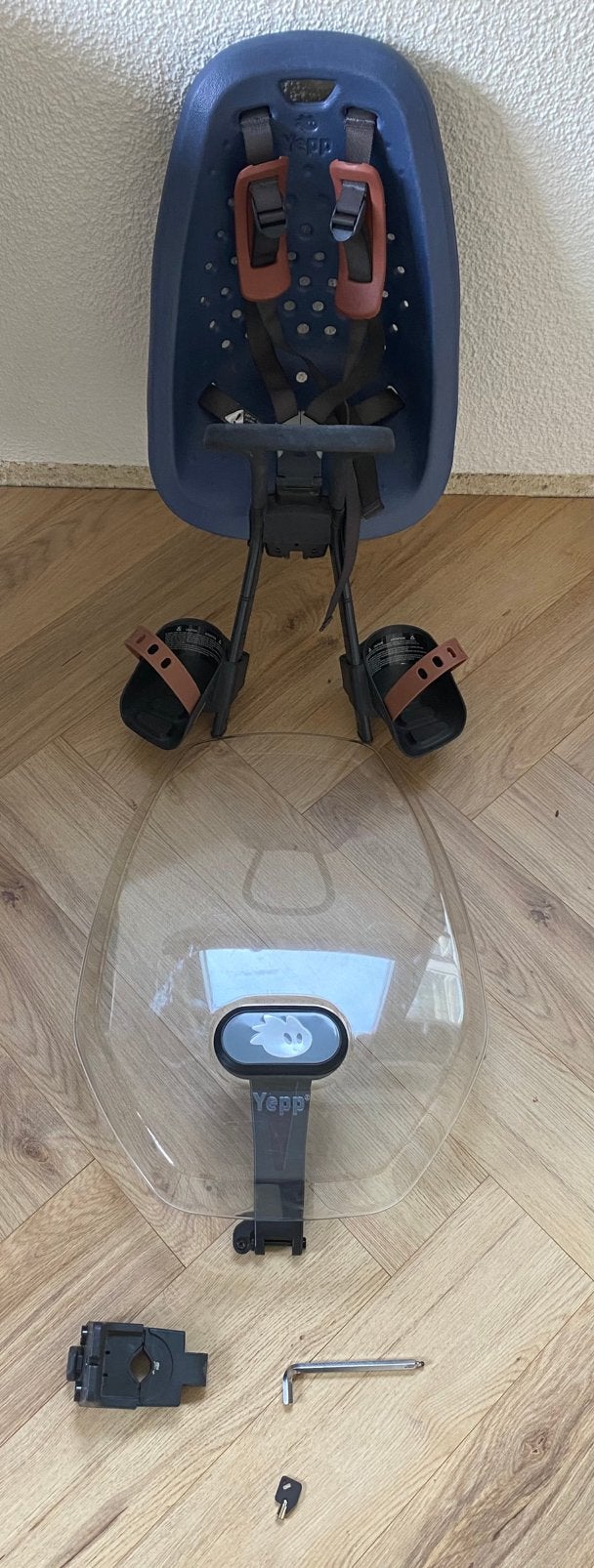 Thule yepp mini voorzitje + windscherm, Fietsen en Brommers, Ophalen, Voetsteuntjes, 0 t/m 18 kg, Voorzitje