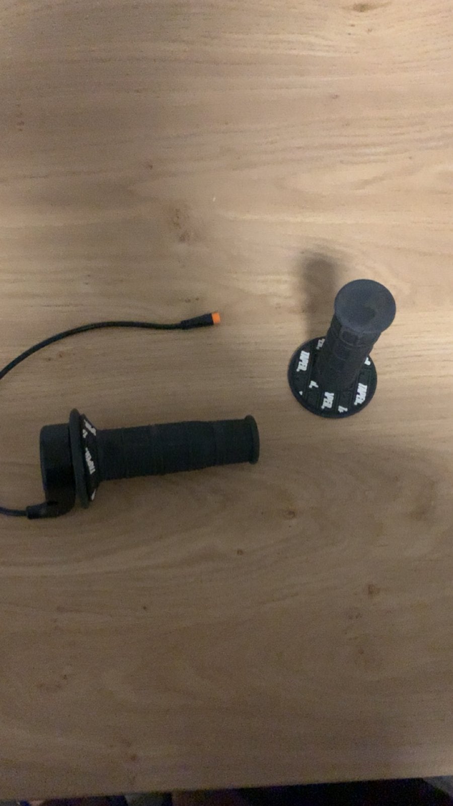 Gashandel met grips, Ophalen, Zo goed als nieuw