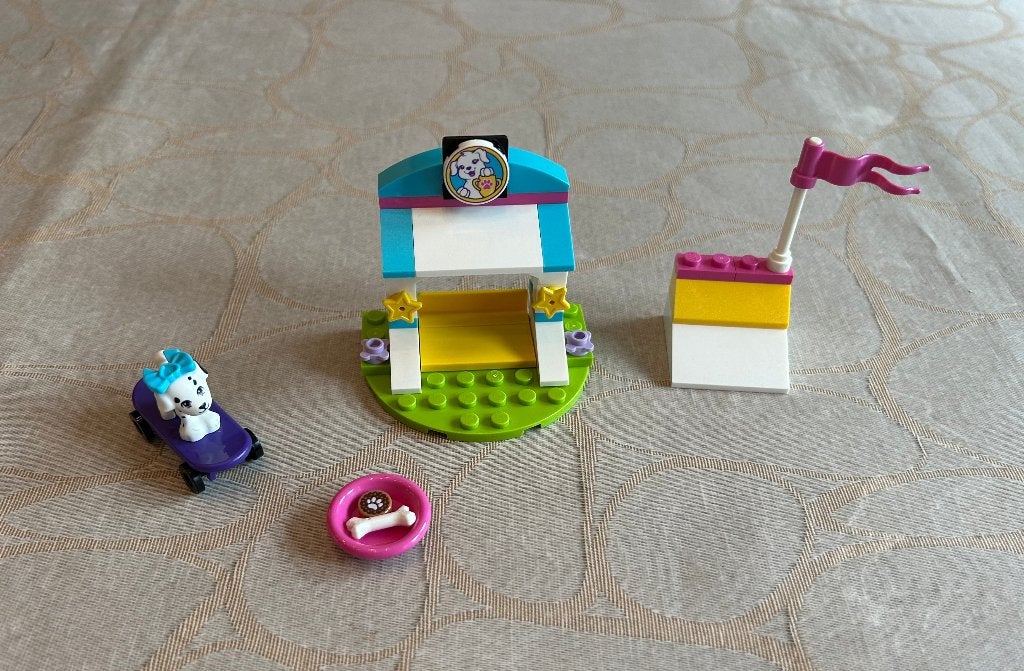 Lego Friends - 41304 - Puppy verrassingen - met boekje, Lego, Ophalen of Verzenden, Zo goed als nieuw, Complete set