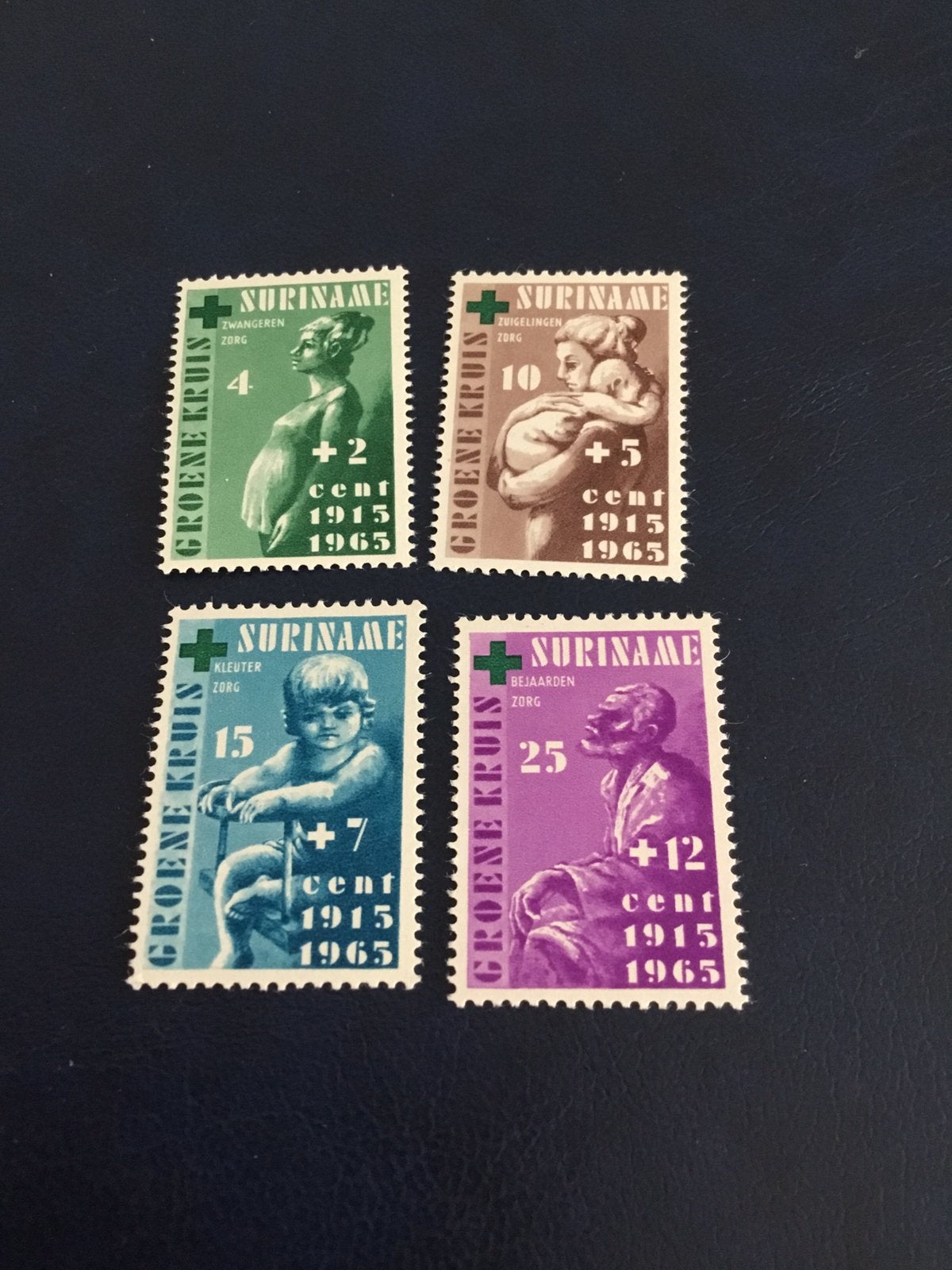 Suriname nrs 420/423, Postzegels en Munten, Postzegels | Suriname, Ophalen of Verzenden, Postfris