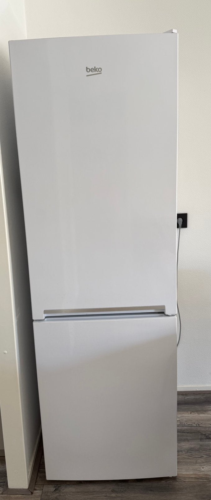 BEKO Koelkast, Ophalen, 200 liter of meer, Met aparte vriezer, 160 cm of meer
