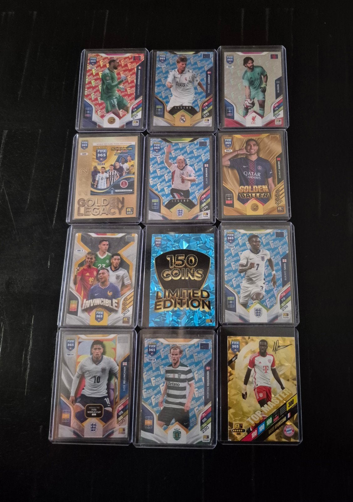 12 Panini FIFA 365 Adrenalyn voetbalkaarten, Ophalen of Verzenden, Zo goed als nieuw, Meerdere kaarten