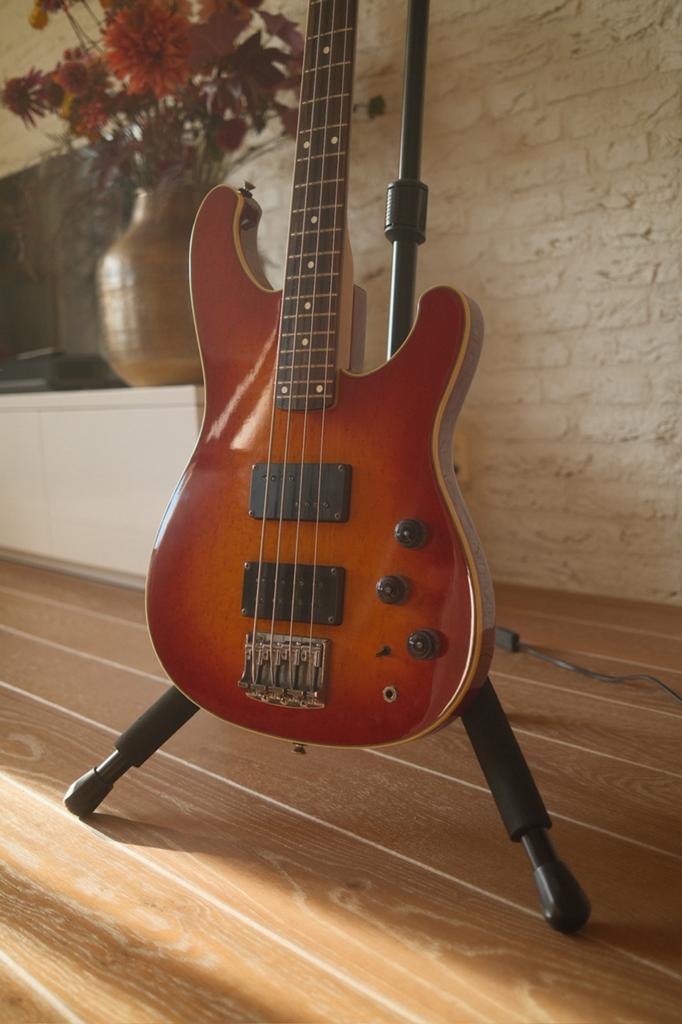 VINTAGE IBANEZ RB924 BASS - 1983, Ophalen, Zo goed als nieuw, Elektrisch