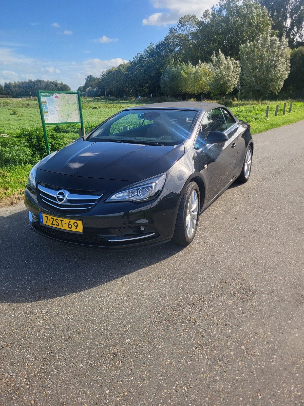 Opel Cascada 1.4 Turbo Cabrio | Zwart mettallic  Bruin Leer, Auto's, Voorwielaandrijving, 1250 kg, 4 cilinders, Cabriolet
