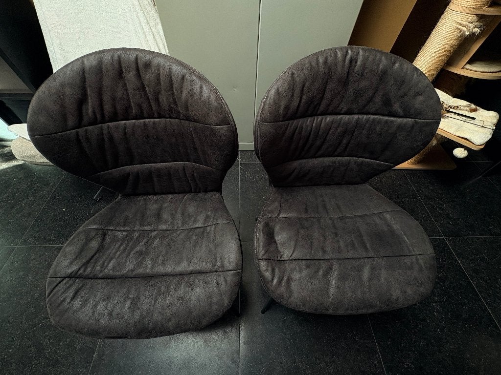 Eetkamerstoelen Leen Bakker, Huis en Inrichting, Ophalen, Twee, Leer, Zo goed als nieuw