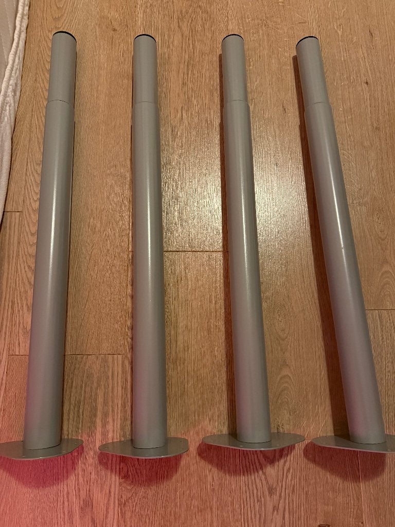 Vier verstelbare metalen tafelpoten, Ophalen, Tafelpoot, Minder dan 50 cm, Gebruikt