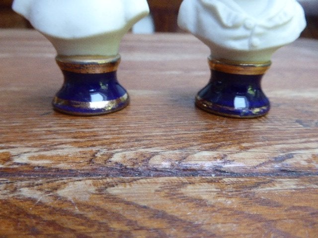 2 biscuit borstbeeldjes, Capodimonte, Ophalen of Verzenden