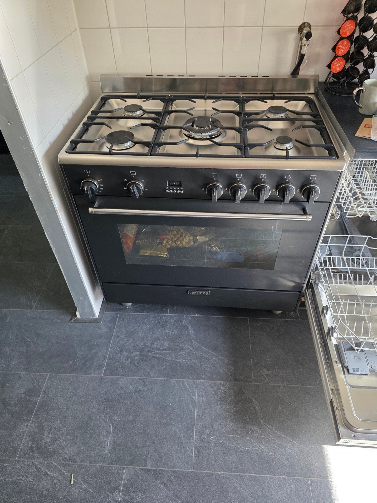 Smeg fornuis met defecte oven - gasbranders werken nog, Ophalen of Verzenden
