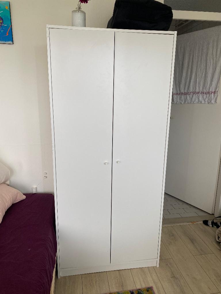 Kledingkast, Ophalen, Met deur(en), 100 tot 150 cm, Zo goed als nieuw