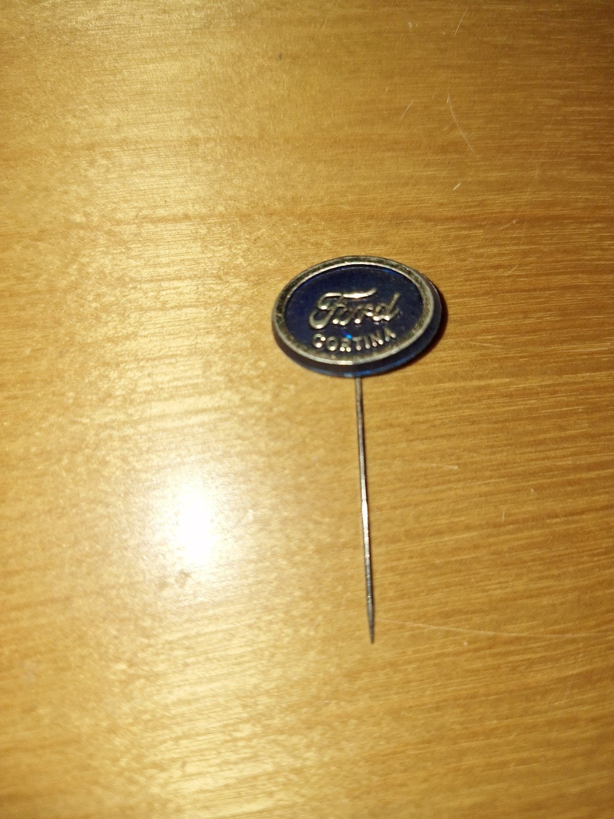Vintage Ford Cortina Reversspeld / Pin, Ophalen of Verzenden, Gebruikt, Transport