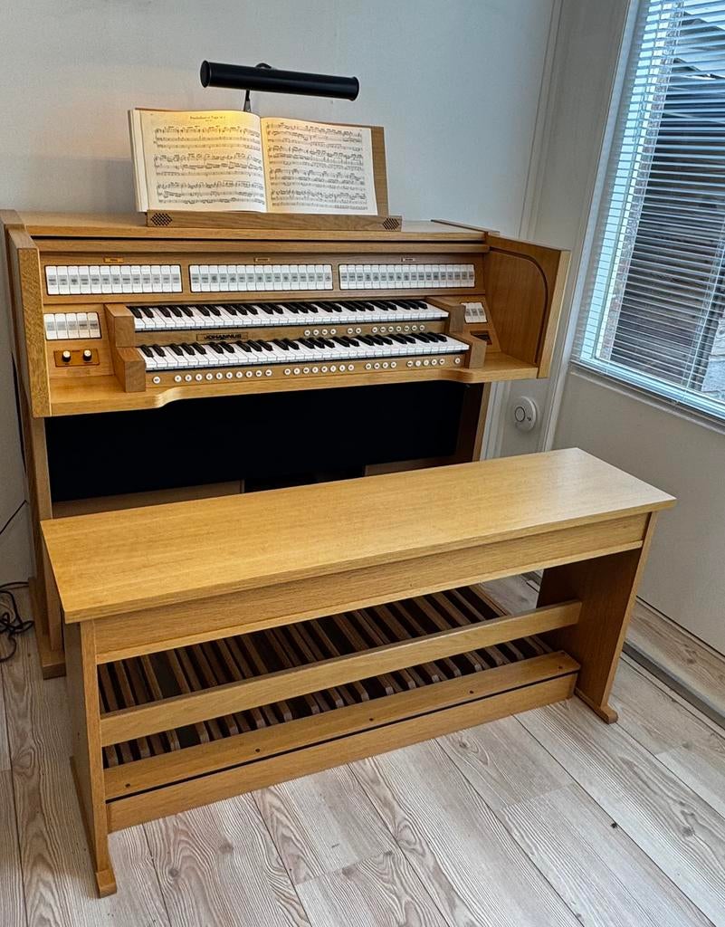 Johannus Vivaldi 25, Ophalen, Zo goed als nieuw, 2 klavieren, Orgel
