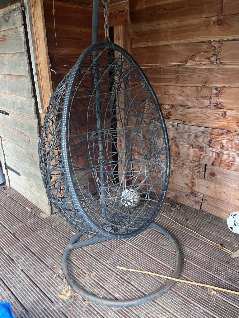Hangstoel ei leuk in tuin, Tuin en Terras, Ophalen, Gebruikt, Metaal