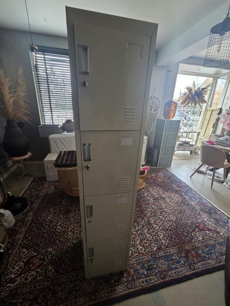 Metalen locker, 180x42x39 cm, mist 1 sleutel, Ophalen, Gebruikt, Industrieel