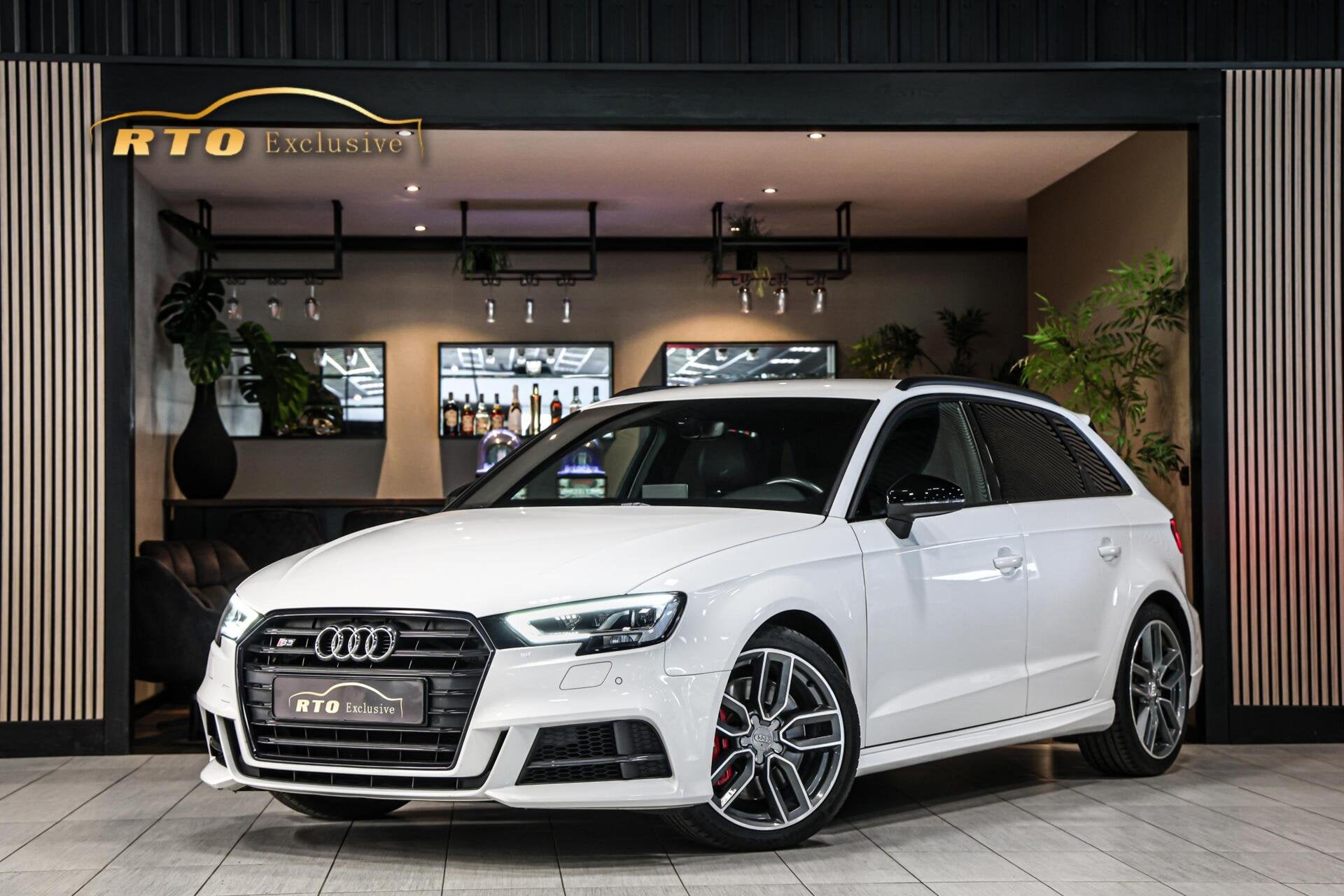 Audi S3 2.0 TFSI S3 quattro 53000 KM VIRTUAL ECC NAVIGATIE D, Auto's, Audi, Automaat, S3, 15 km/l, Gebruikt