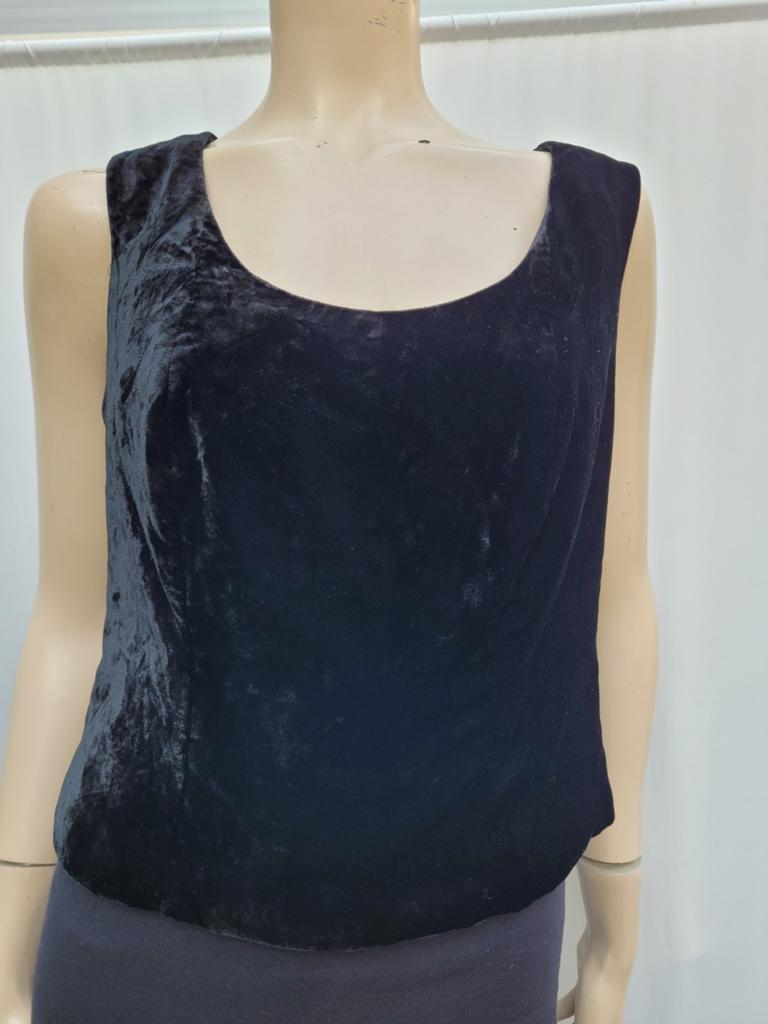 Akris Switzerland luxe top velours zijde/viscose maat M/L, Maat 38/40 (M), Akris, Zwart, Ophalen of Verzenden