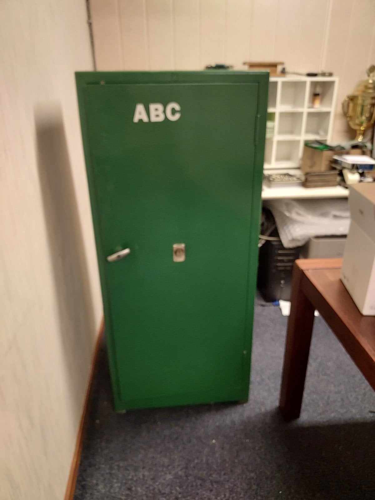 groene lockerkast., Ophalen, Gebruikt