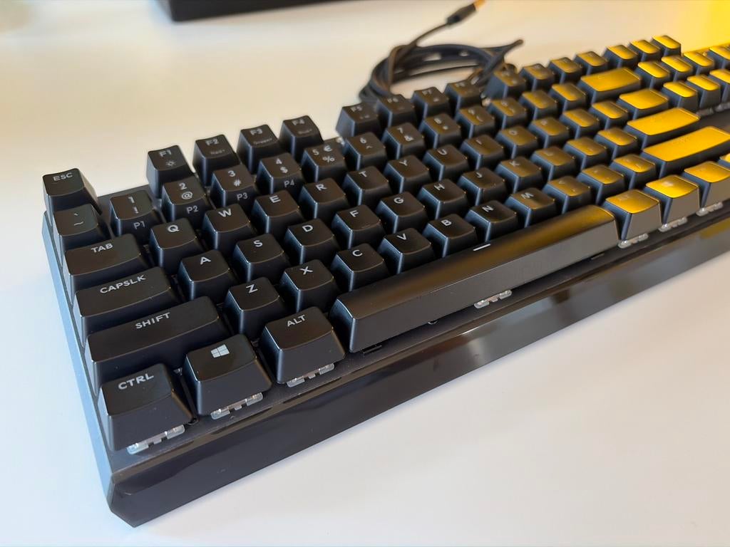 Mechanical Keyboard - Coolermaster MK750 Cherry MX Red, Computers en Software, Toetsenborden, Gebruikt, Gaming toetsenbord, Ophalen of Verzenden