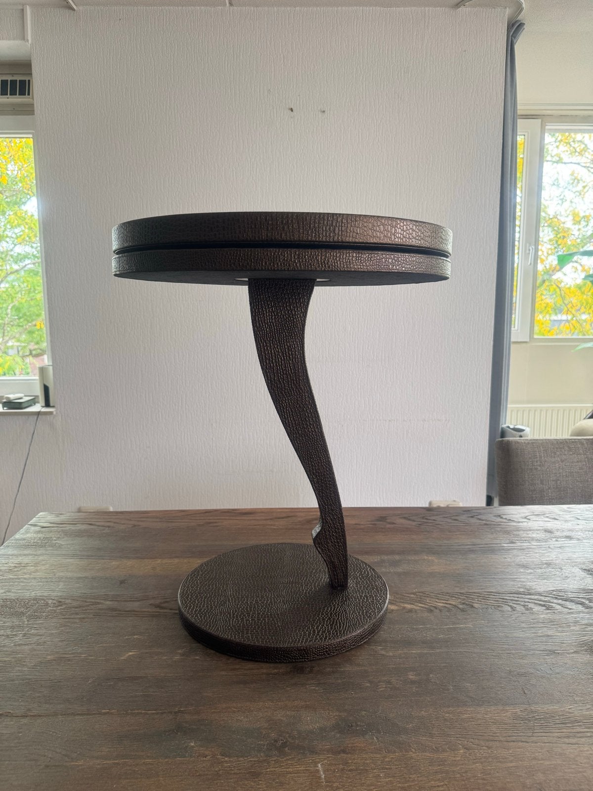 Originele Fendi bijzettafel - Design.  H: 61 cm ø 50cm, Ophalen, Overige materialen, Minder dan 55 cm, Gebruikt