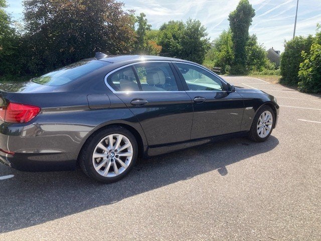 BMW 5-Serie 528I 180KW Sedan Aut8 2013 Grijs, Automaat, Beige, 2000 kg, Navigatiesysteem