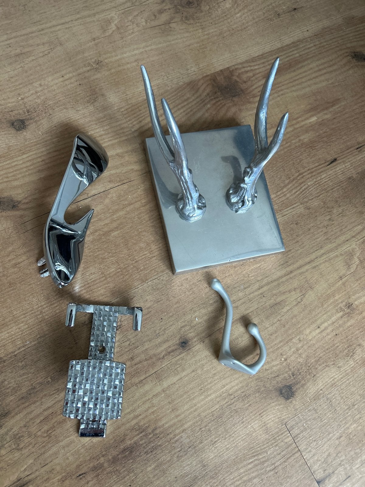Gratis diverse garderobe haken - Gebruikt maar in top staat, Ophalen, Gebruikt, Wandhaken, Minder dan 100 cm
