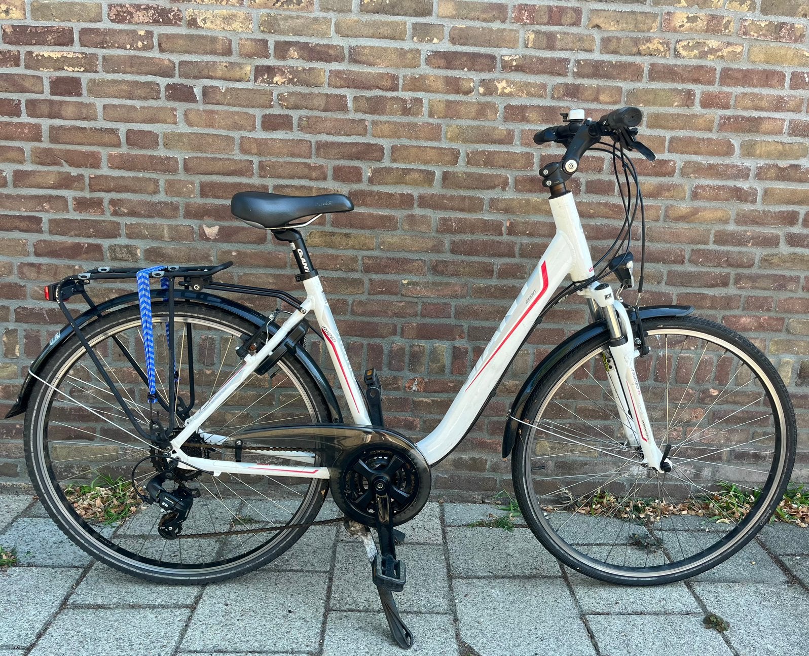 Dames Giant Hybride Fiets - 21 versnellingen, Ophalen, 28 inch, Gebruikt, Velgrem