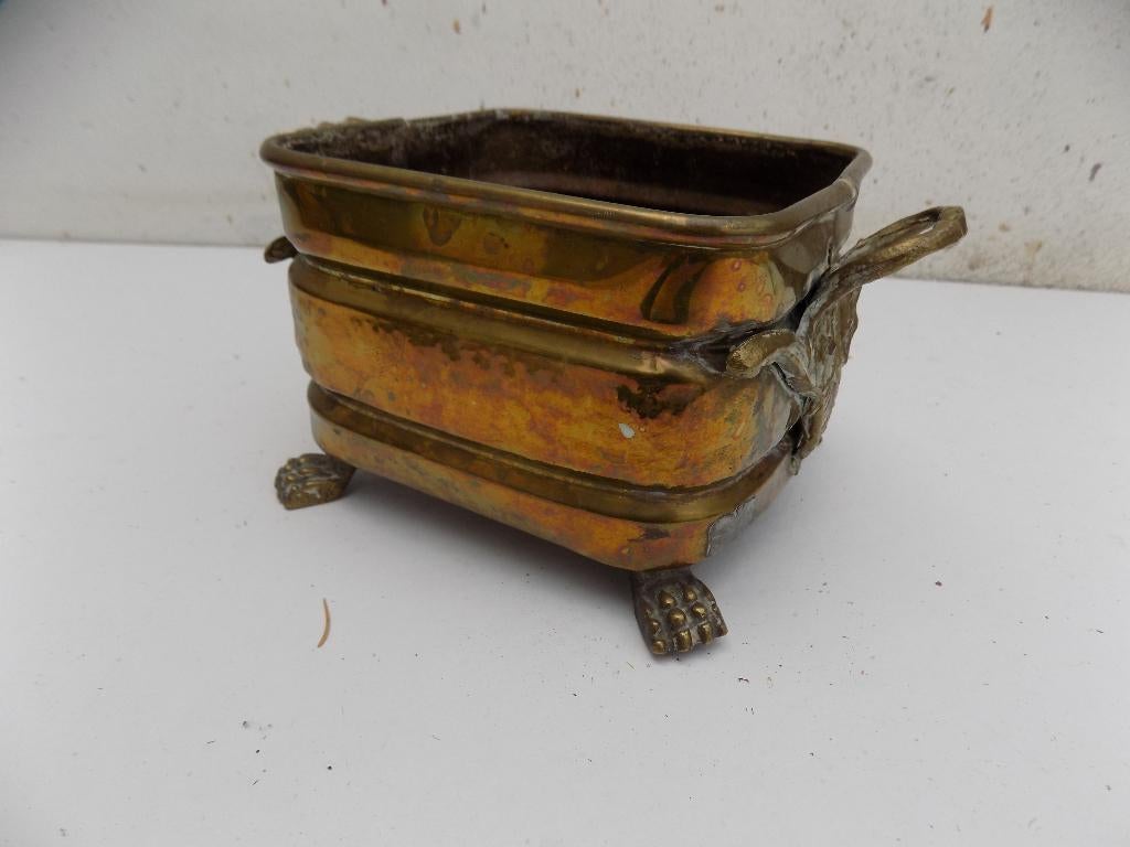 Bloempot koper op pootjes leeuwenklauwtjes vintage oud, Ophalen of Verzenden, Gebruikt