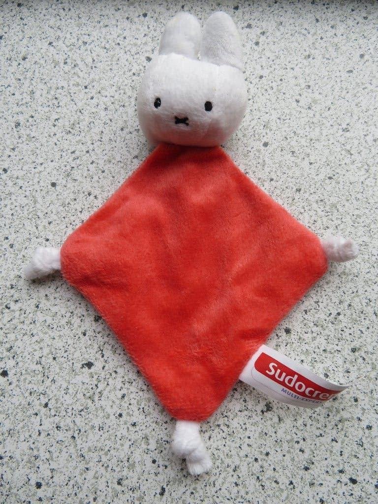 Nijntje klein knuffeldoekje van Sudocrem Tiamo meet ca 20 cm, Oranje, Konijn, Nijntje, Ophalen of Verzenden