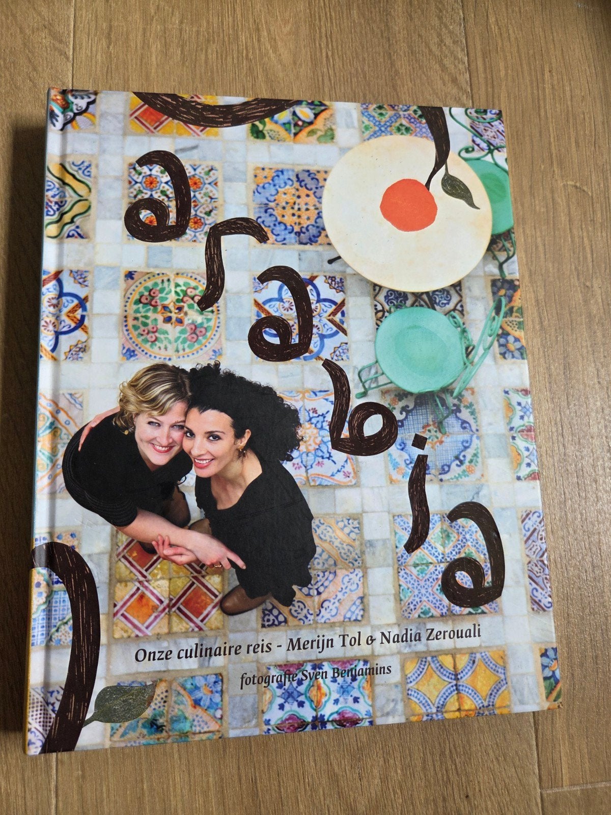 Nieuw; boek Arabia, Ophalen, M. Tol; N. Zerouali, Azië en Oosters, Zo goed als nieuw