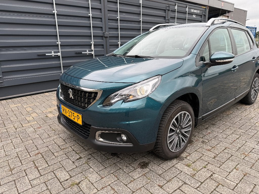 Peugeot 2008 SUV Blue Lion 1.2 Pure Tech 2018 110 pk, Auto's, Voorwielaandrijving, 1250 kg, Zwart, 23 km/l