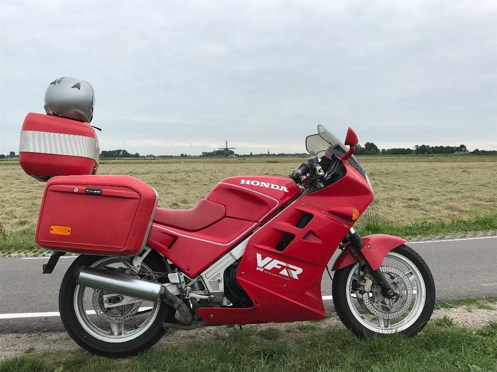Honda vfr750 F rc24 Opknapper of onderdelen incl kofferset, Ophalen, Gebruikt
