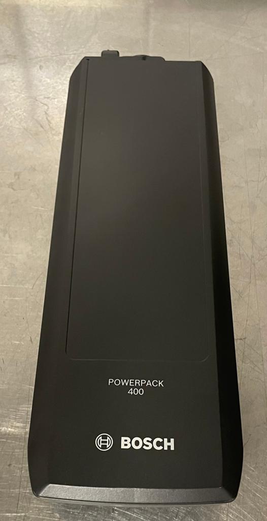 Bosch powerpack 400 weinig gebruikt 1 jaar oud, Fietsen en Brommers, Ophalen, Zo goed als nieuw
