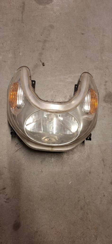 Peugeot looxor koplamp, Ophalen of Verzenden, Koplamp, Peugeot