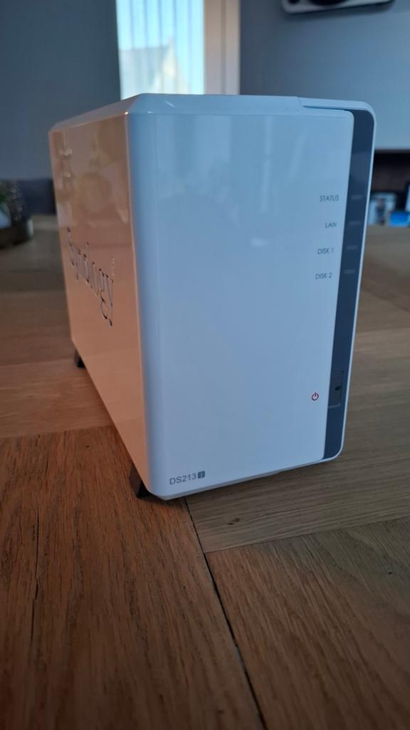 Synology DS213j NAS - Perfect voor thuisopslag, Ophalen of Verzenden, Gebruikt