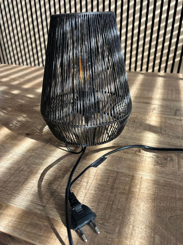Rotan tafellamp, Huis en Inrichting, Lampen | Tafellampen, Ophalen, Zo goed als nieuw, Minder dan 50 cm
