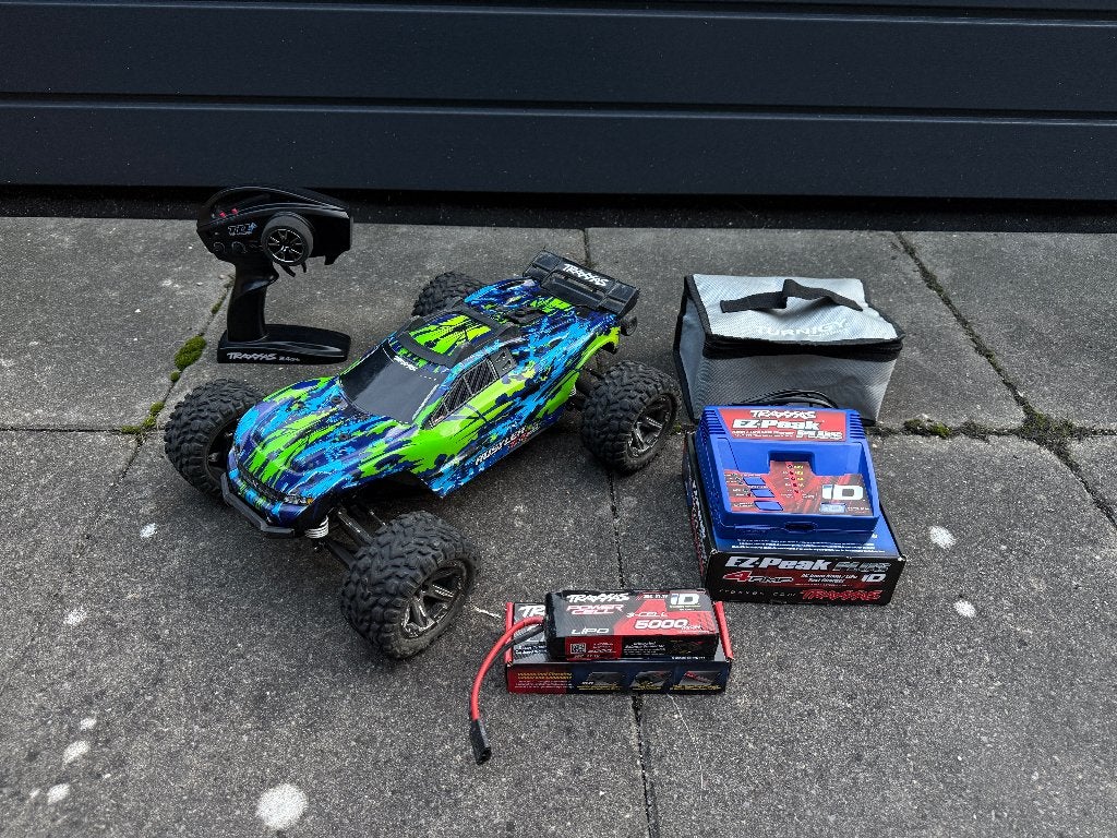 Traxxas Rustler 4x4 VXL Brushless + Oplader & Accu, Ophalen of Verzenden, Gebruikt, 1:9 t/m 1:12, Auto