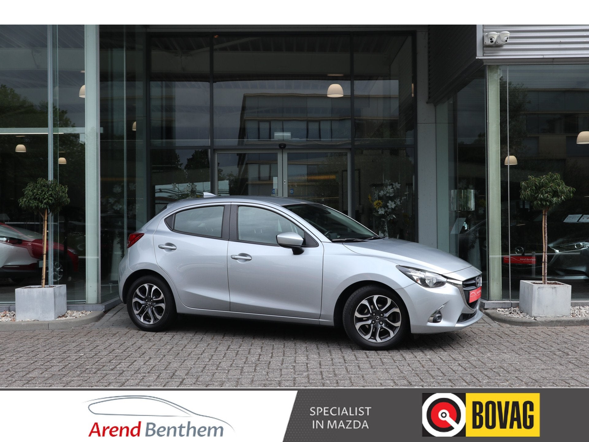 Mazda 2 1.5 Skyactiv-G Dynamic+ Airco / Cruise / Navi / LM-V, Auto's, Mazda, Voorwielaandrijving, Gebruikt, 4 cilinders, Origineel Nederlands